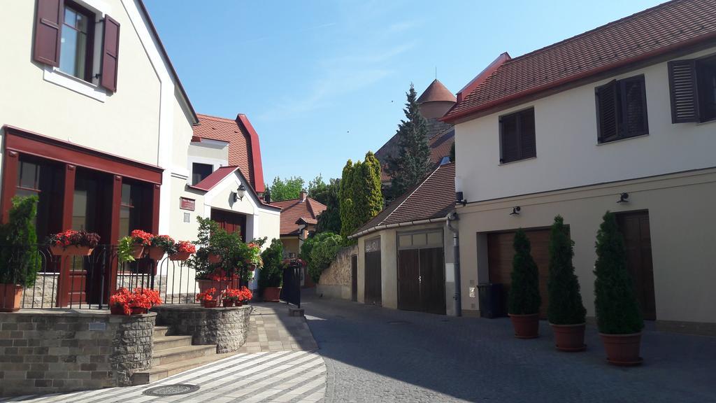 Orchidea Apartman Eger Eksteriør bilde